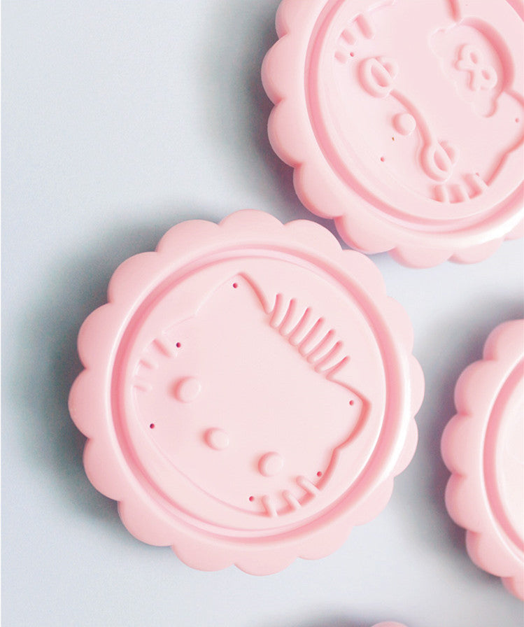 KITTY Cooking Kit - Green Bean and Pumpkin Cake Molds (CN)