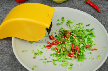 Creative Kitchen Tools - Rolling Vegetable Cutter (CN)