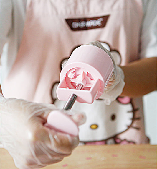 KITTY Cooking Kit - Green Bean and Pumpkin Cake Molds (CN)